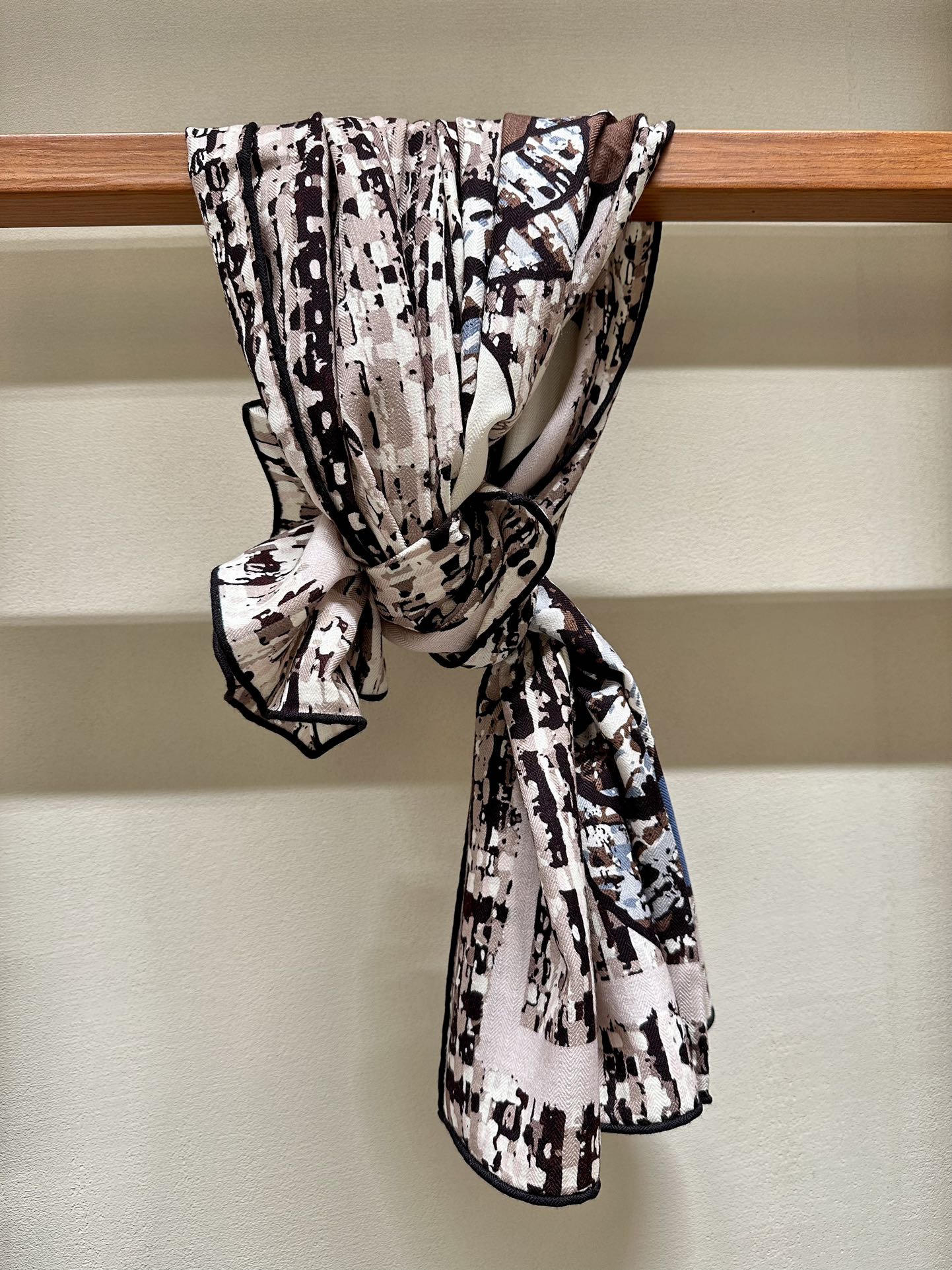 CC Square Scarf 110 CM In Colorful Cashmere Silk  360677