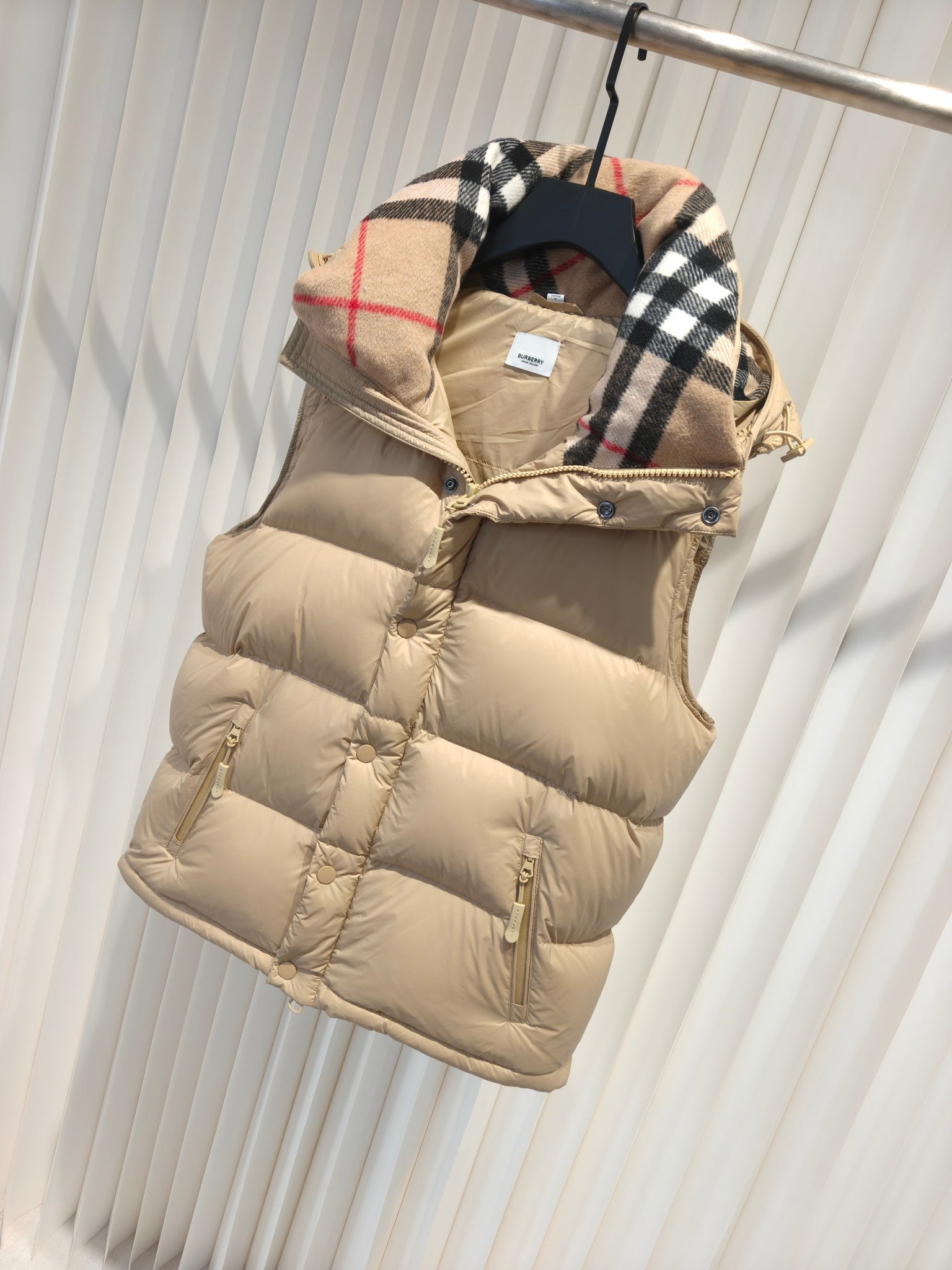 Bur 25 Down Jackets Beige Polyester 292542