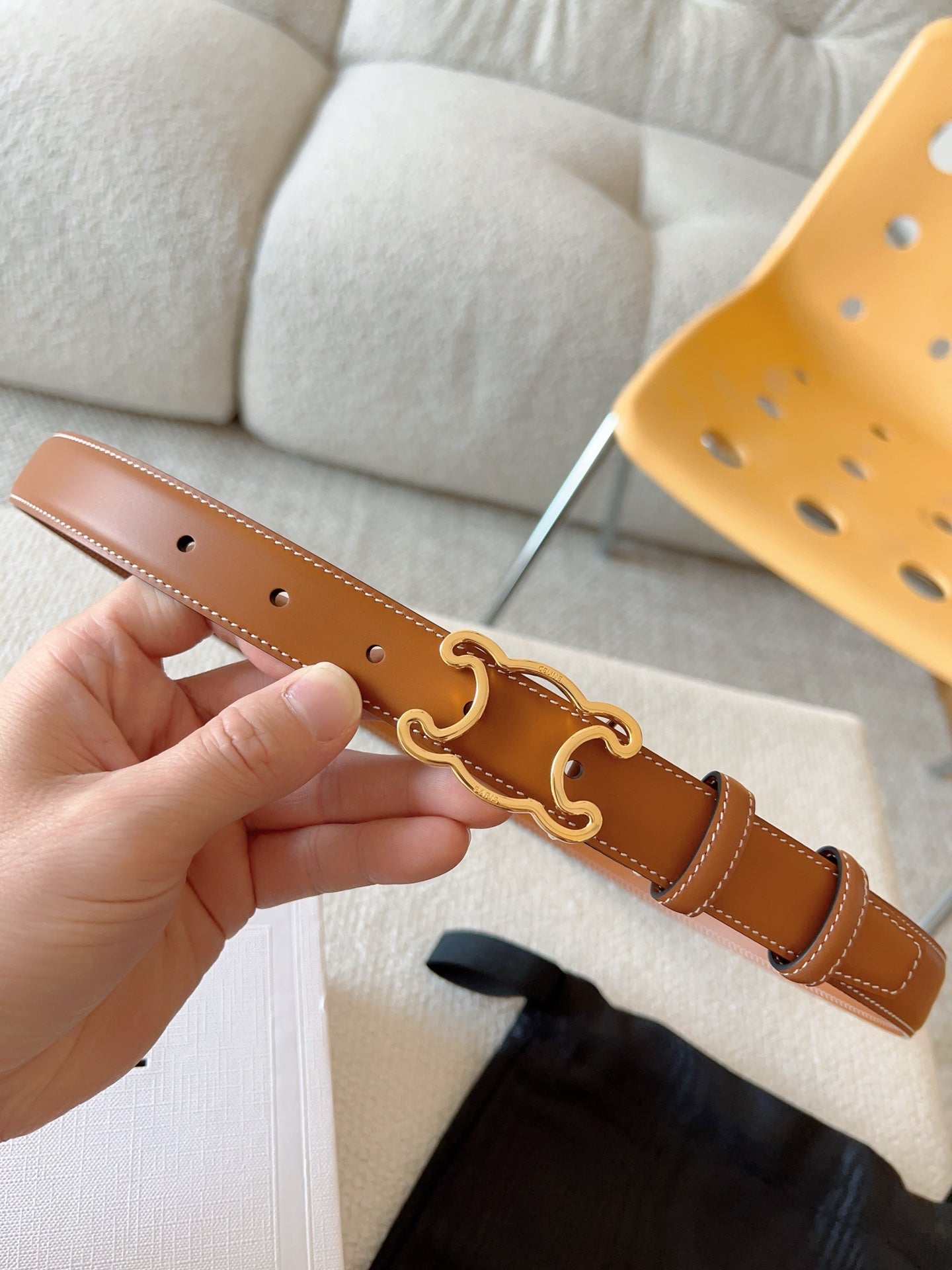 CL Gold 25mm Triomphe Enamel Brown Cowhide 607412