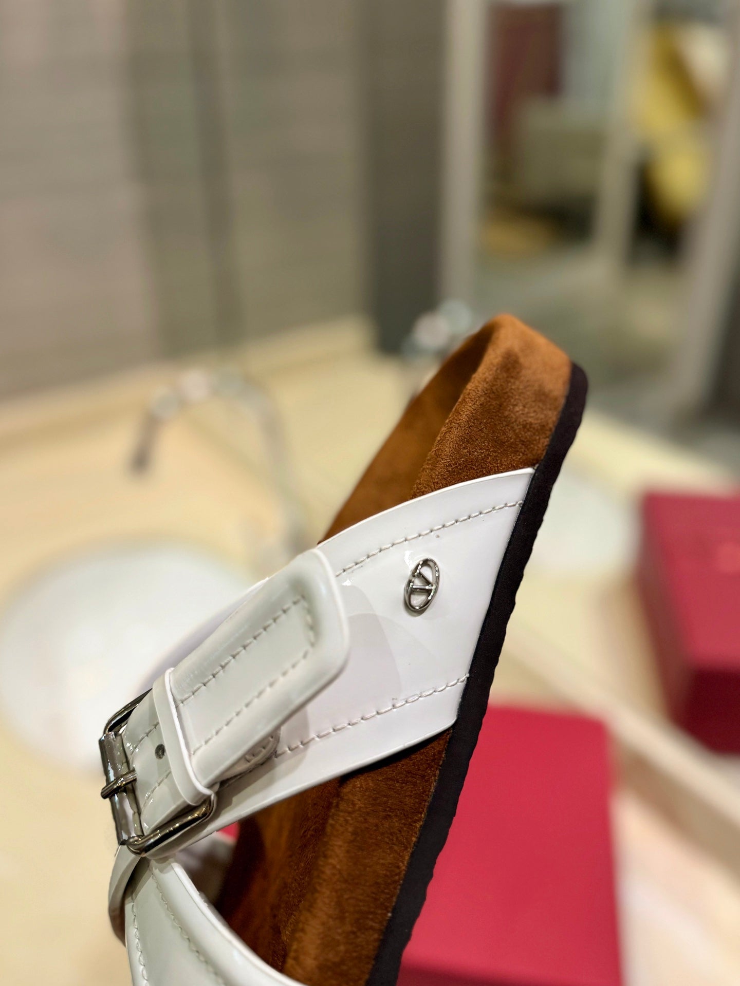 CROSSOVER - STRAP WHITE CALFSKIN SLIDE