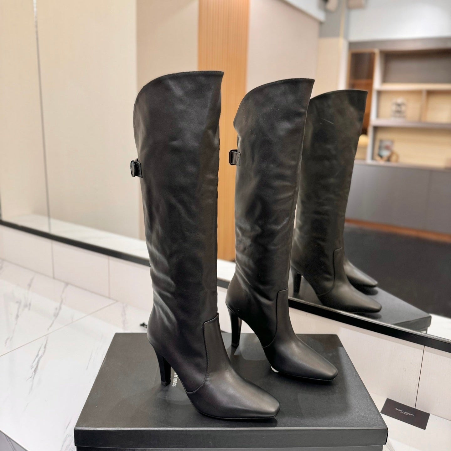 CLASSIC HIGH KNEE BOOTS IN BLACK CALFSKIN