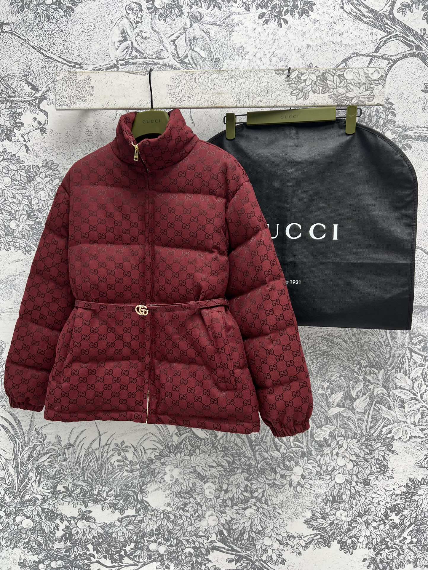 Gucci Down Jacket Red Jacquard Fabric
