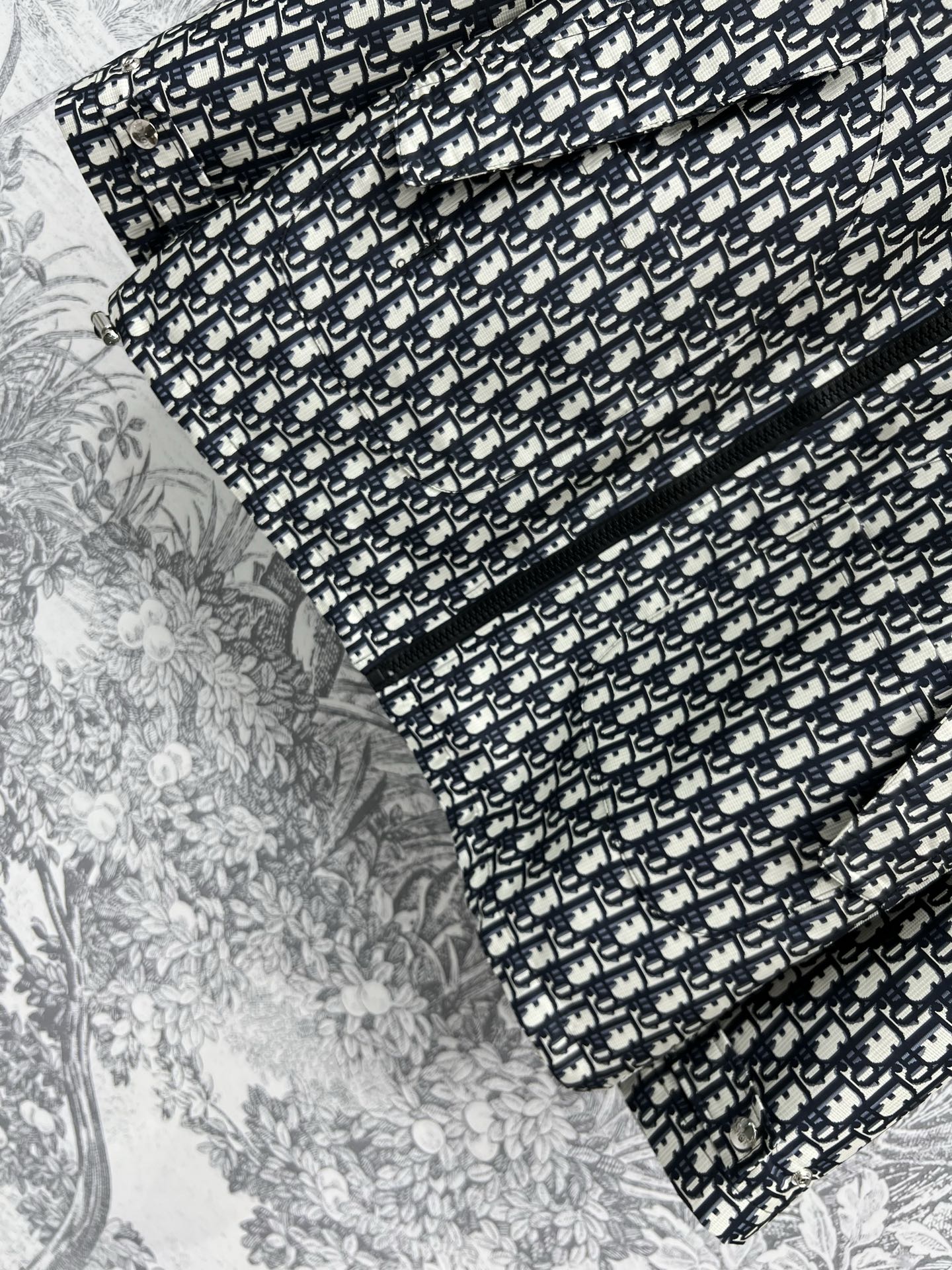 CD 25 Hooded jacket Black White Cotton