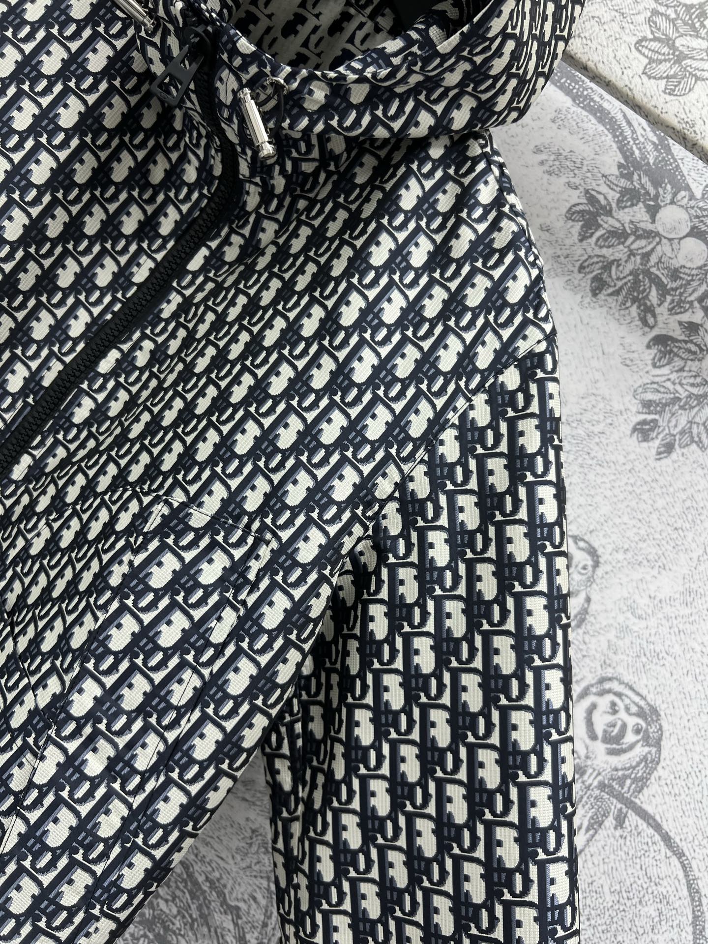 CD 25 Hooded jacket Black White Cotton