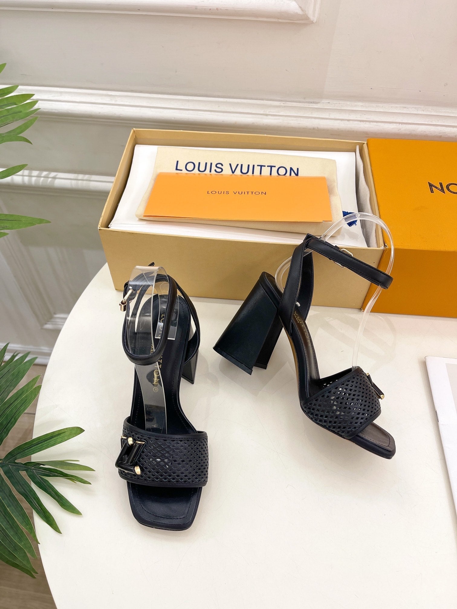 shake platform 90 black calfskin