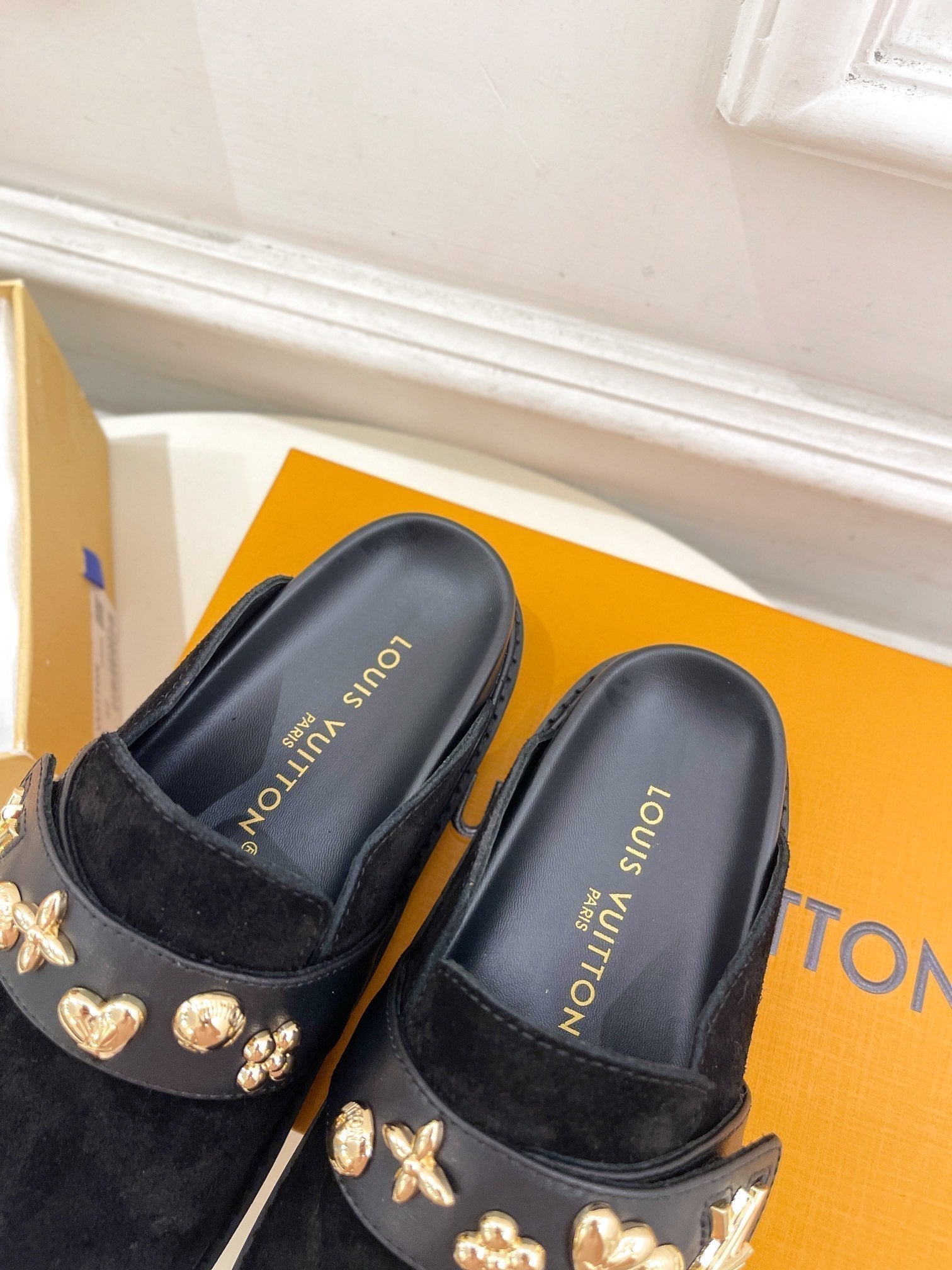 LV Cosy Flat Comfort Clog Black Suede