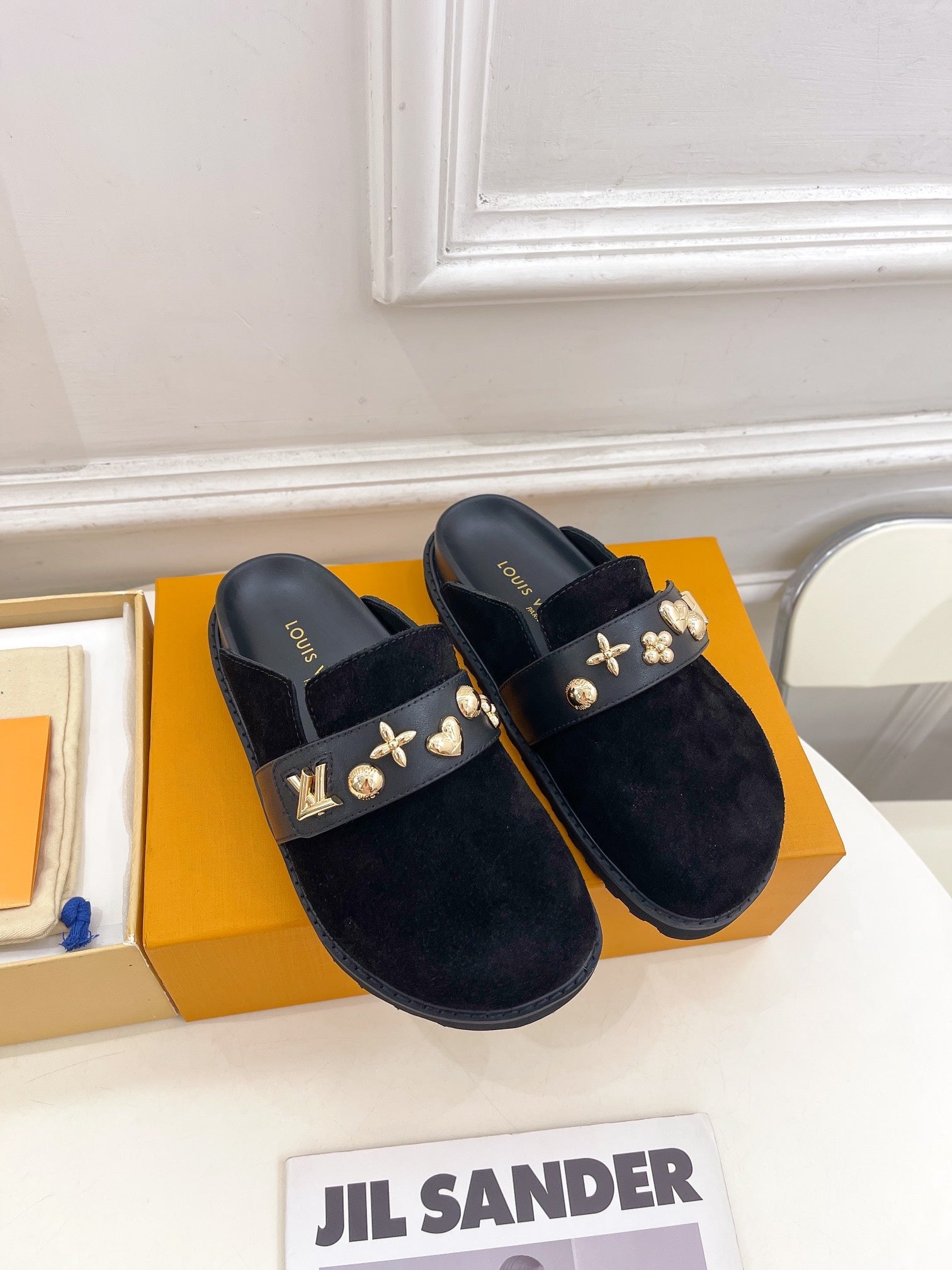 LV Cosy Flat Comfort Clog Black Suede