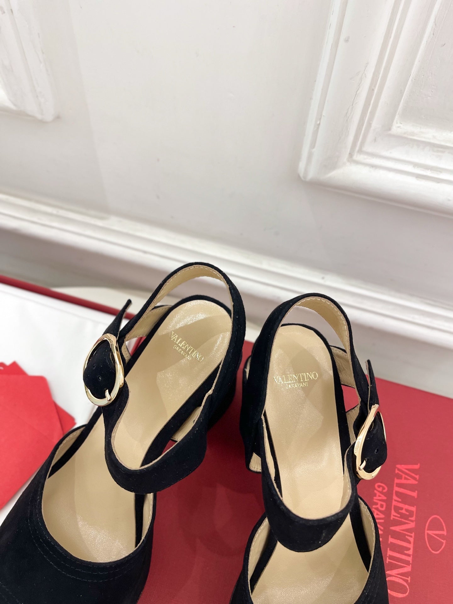 VT Garavani 25 Platform Black Suede 330964