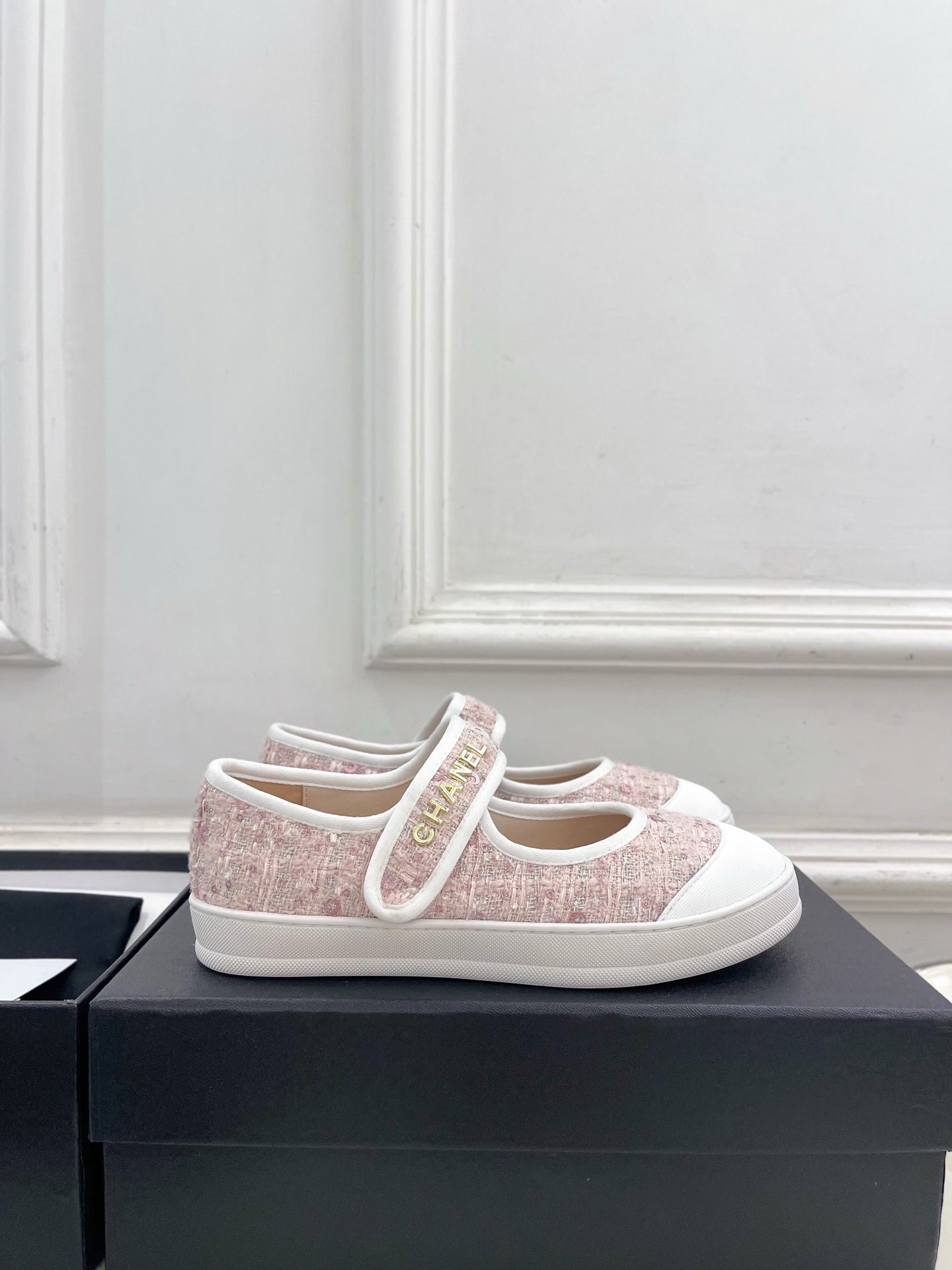 Chanel 2026 Mary Jane Shoes Sheepskin Tweed 831463