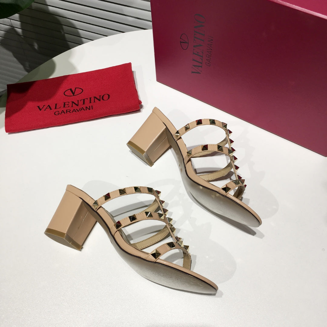 Valentino Rockstud Slide Sandal Leather 239516